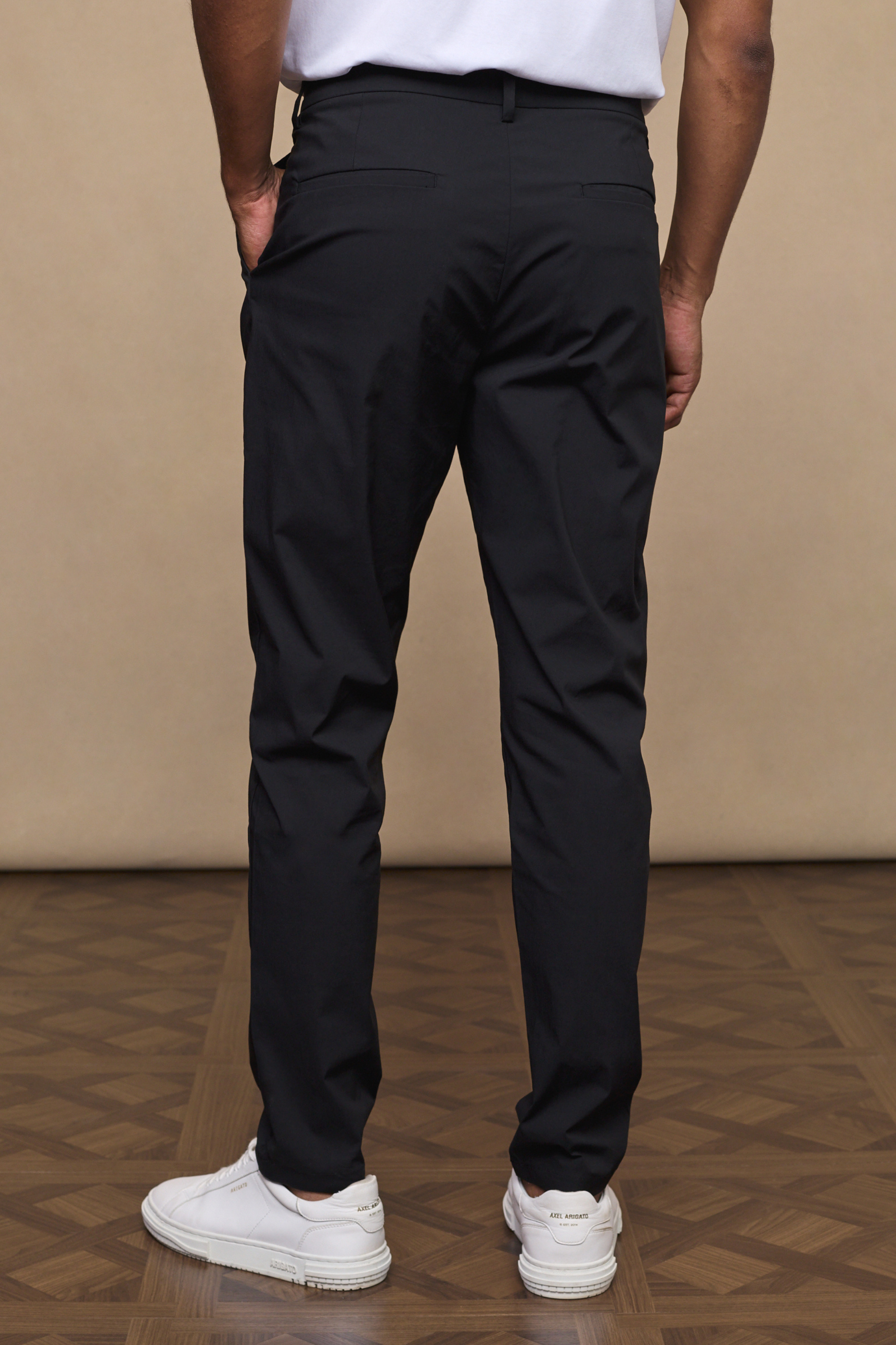 Enzo | Black Hybrid Trousers with 4-Way Stretch for Comfort and Versatility 1