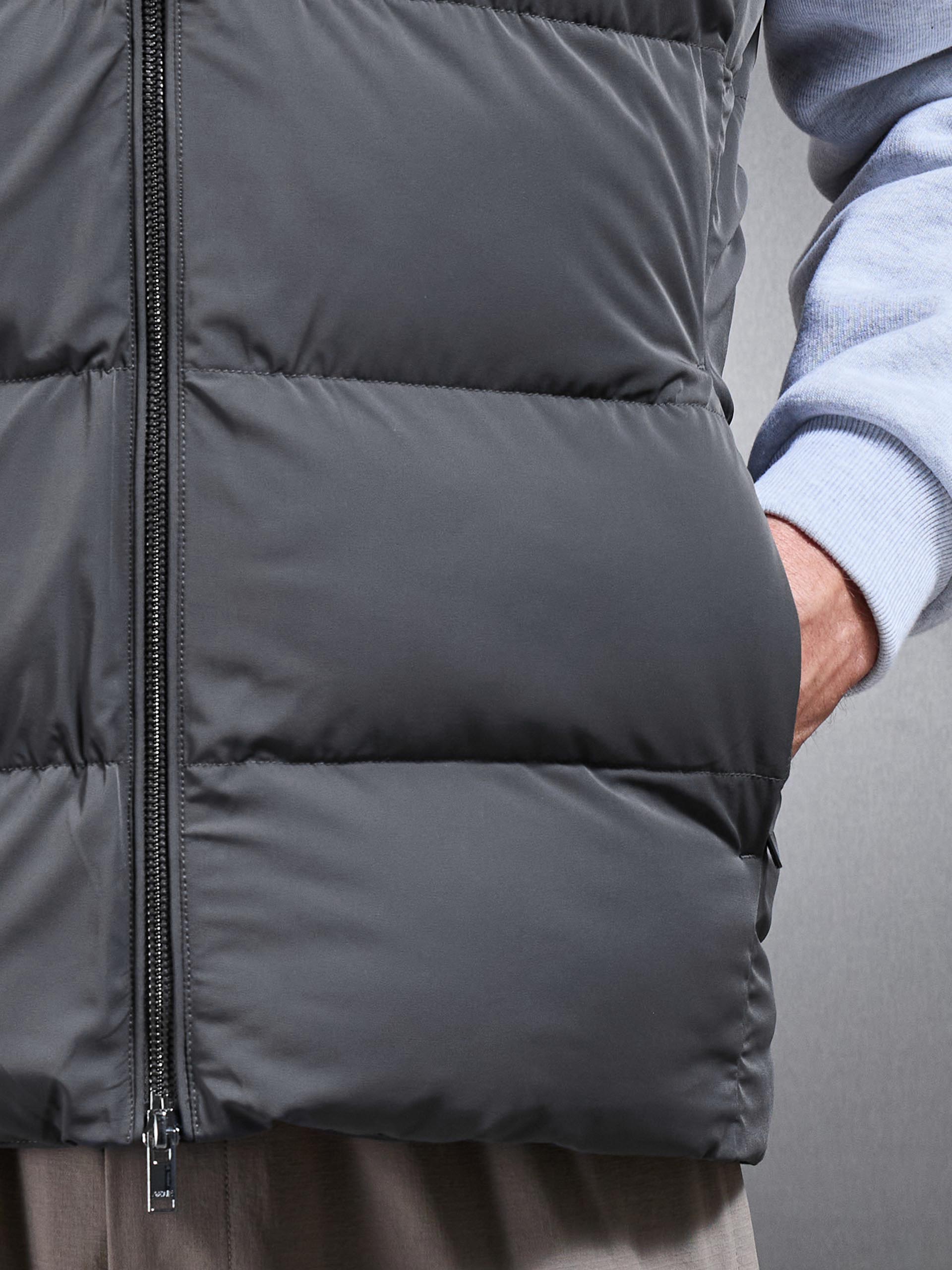 Stylish Grey Quilted Men's Gilet with Bomber Collar and Concealed Pockets 4